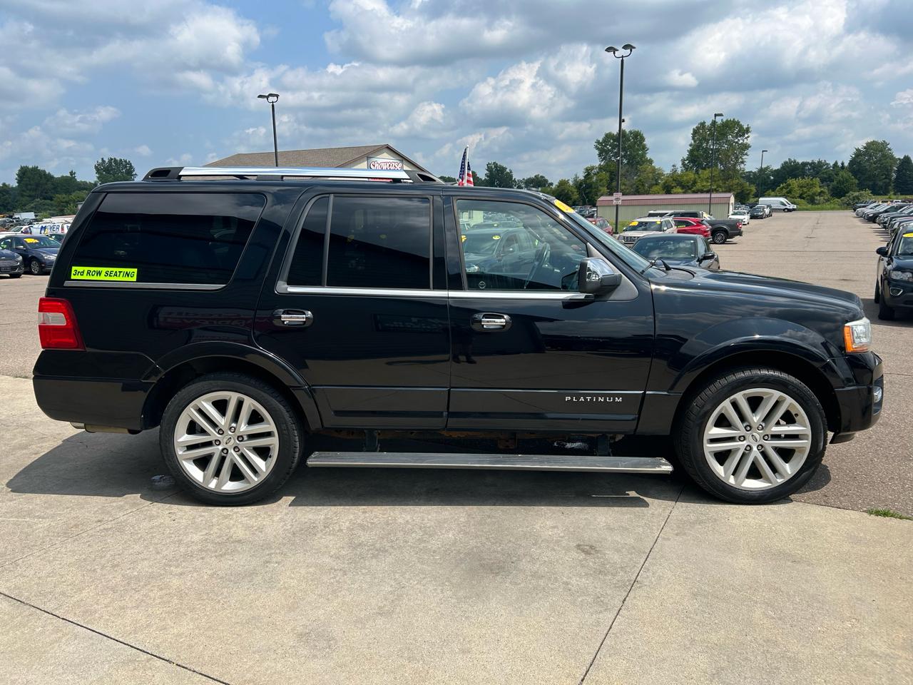 Ford Expedition 4WD 4dr Platinum 2016