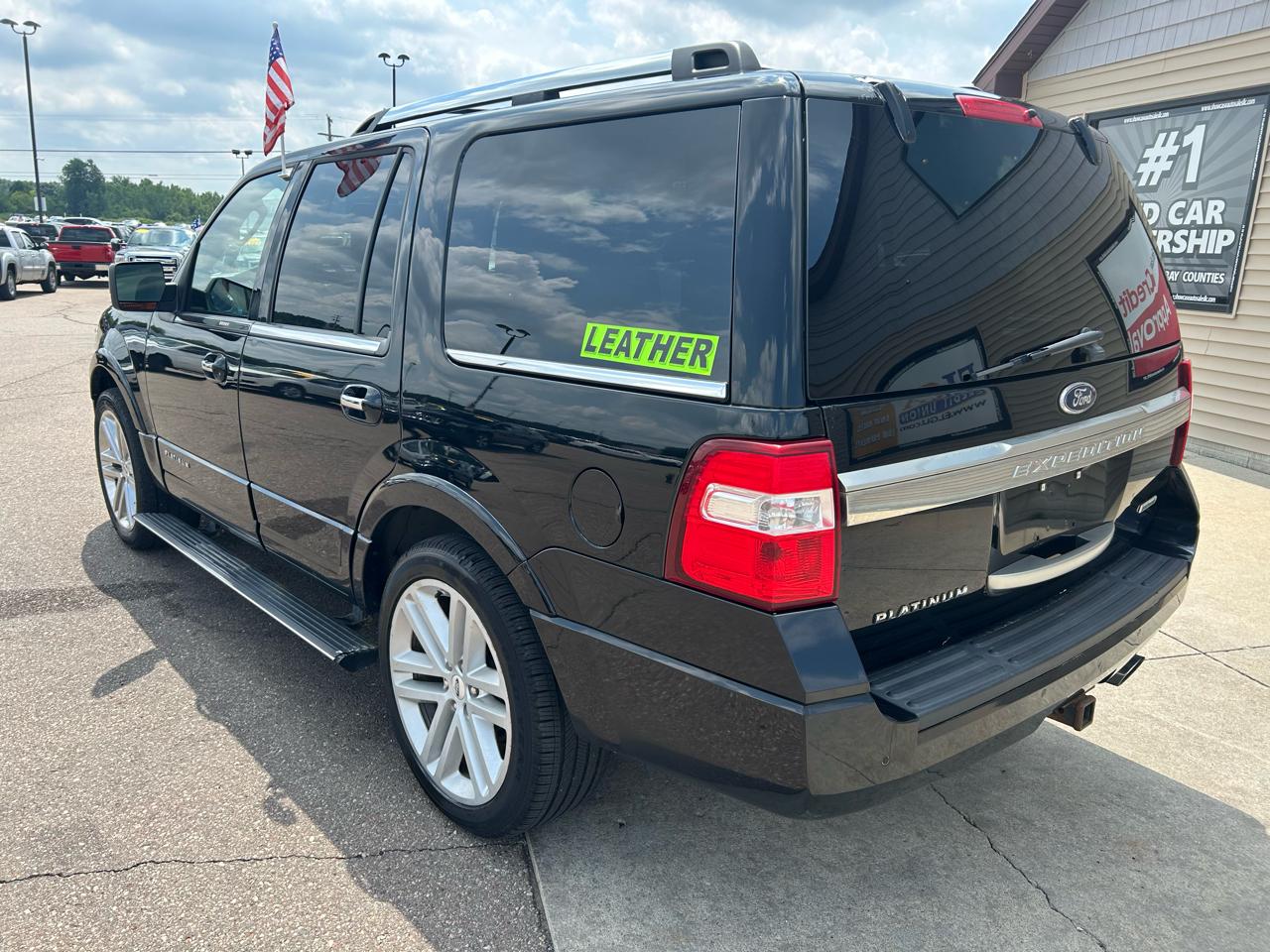 Ford Expedition 4WD 4dr Platinum 2016