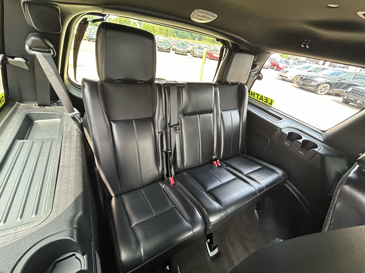 Ford Expedition 4WD 4dr Platinum 2016