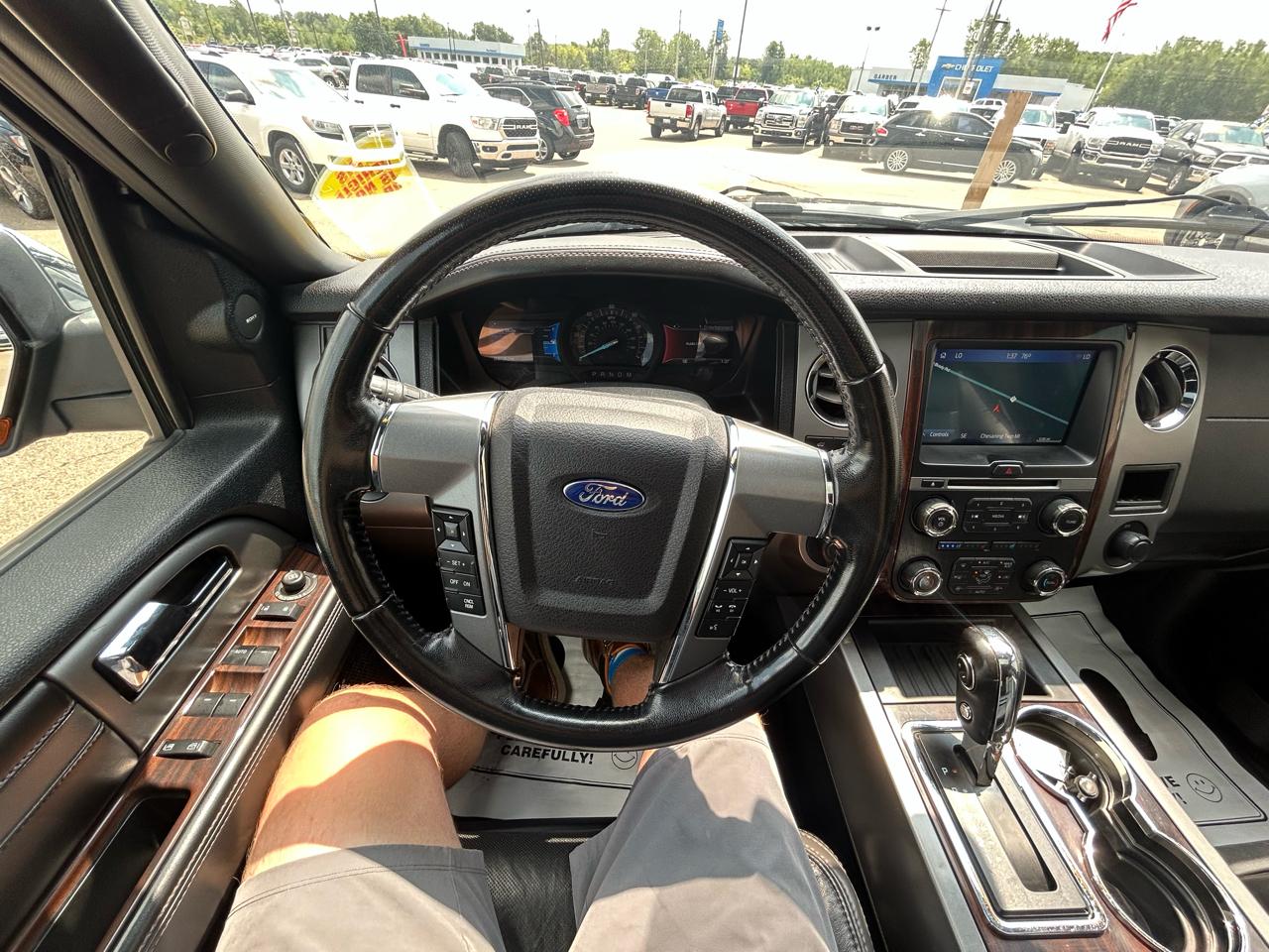 Ford Expedition 4WD 4dr Platinum 2016