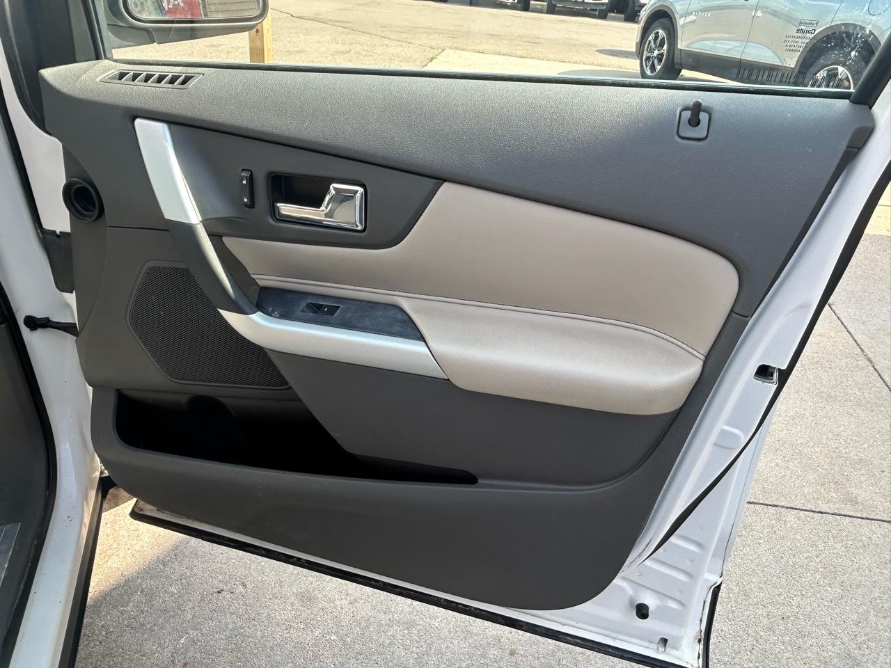 Ford Edge 4dr Limited FWD 2011