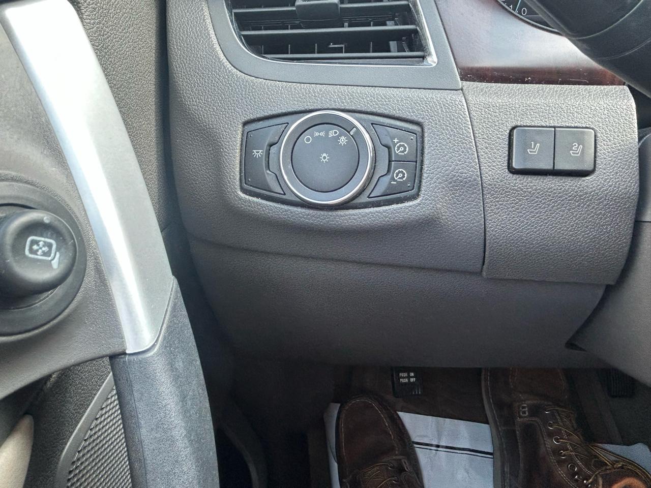 Ford Edge 4dr Limited FWD 2011