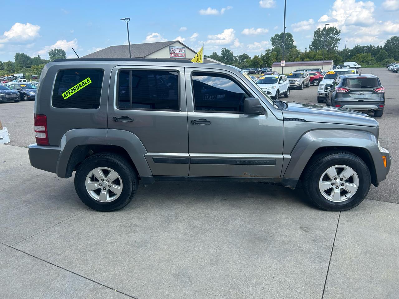 Jeep Liberty 4WD 4dr Sport 2012