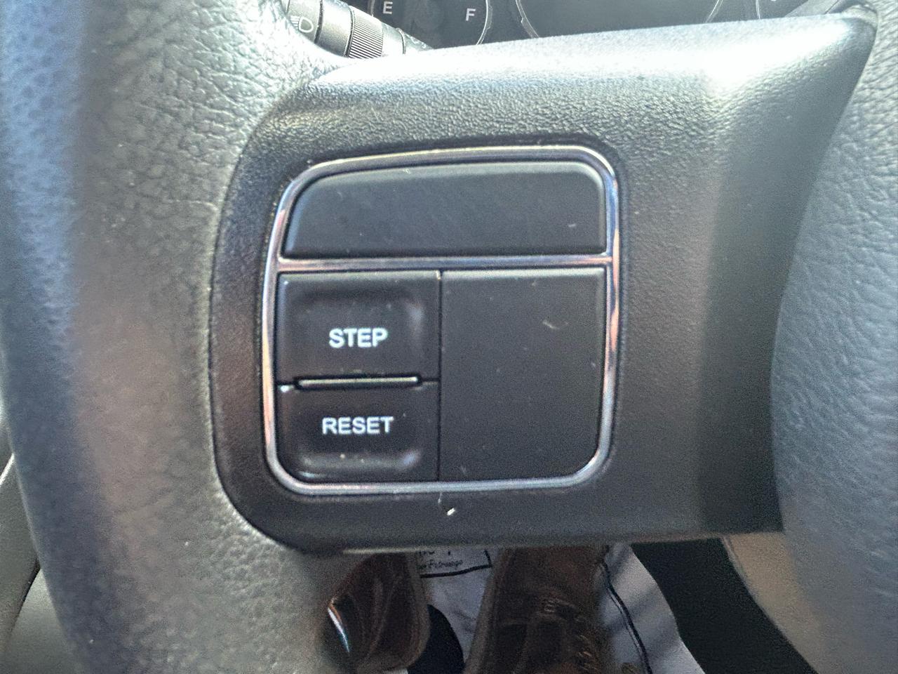 Jeep Liberty 4WD 4dr Sport 2012