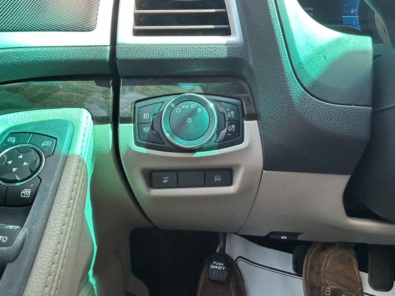 Ford Explorer 4WD 4dr Limited 2014