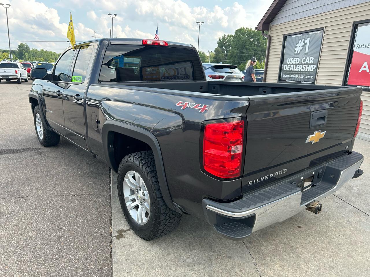 Chevrolet Silverado 1500 4WD Double Cab 143.5" LT w/1LT 2016