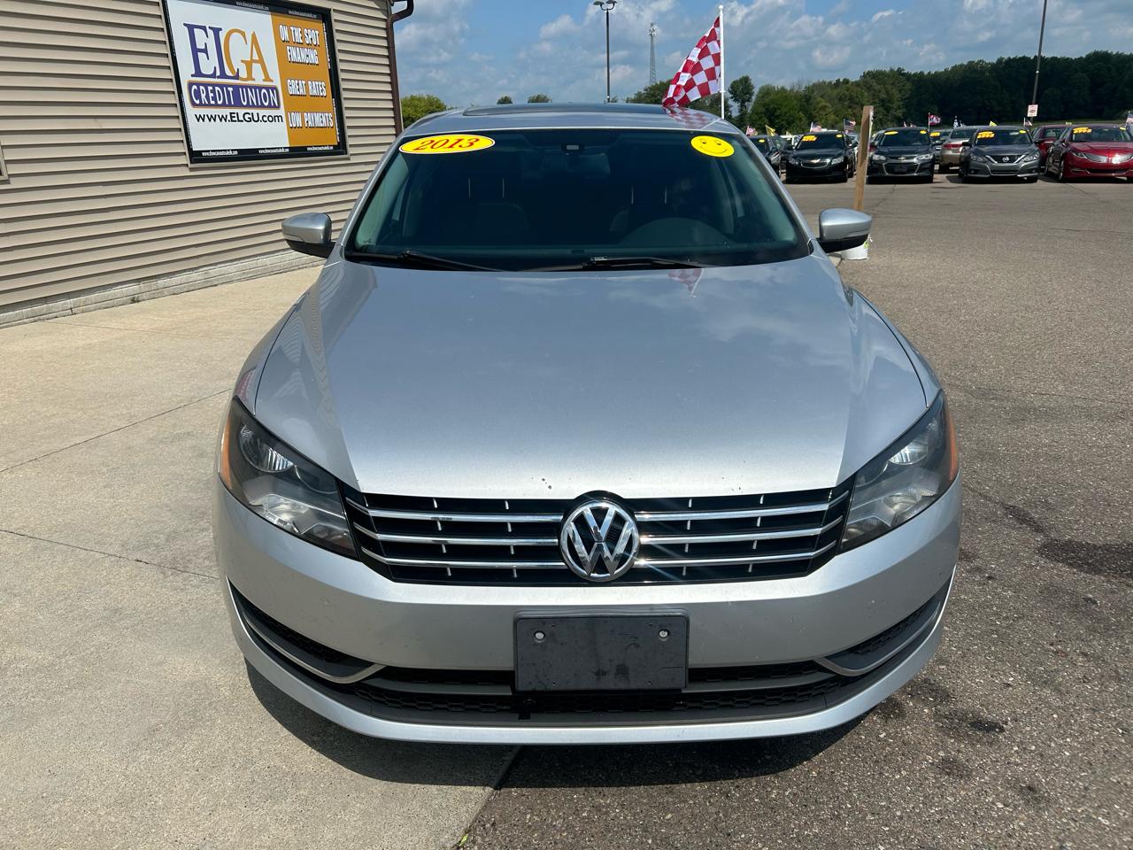Volkswagen Passat 4dr Sdn 2.0L Manual TDI SE 2013
