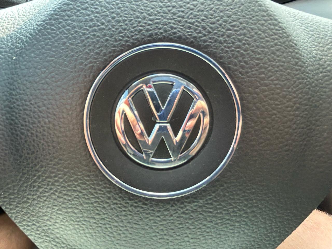 Volkswagen Passat 4dr Sdn 2.0L Manual TDI SE 2013