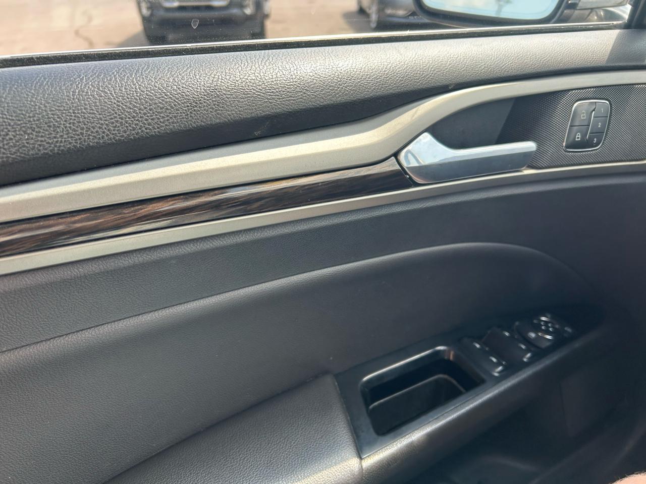 Ford Fusion 4dr Sdn SE FWD 2014