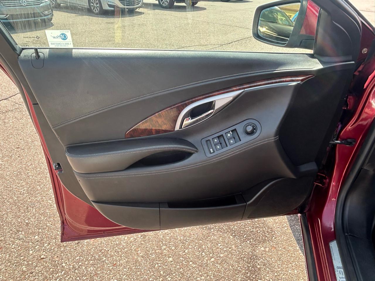 Buick LaCrosse 4dr Sdn CXL 3.0L FWD 2010