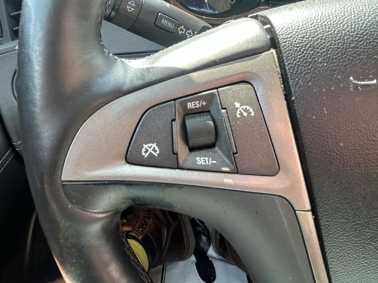Buick LaCrosse 4dr Sdn CXL 3.0L FWD 2010