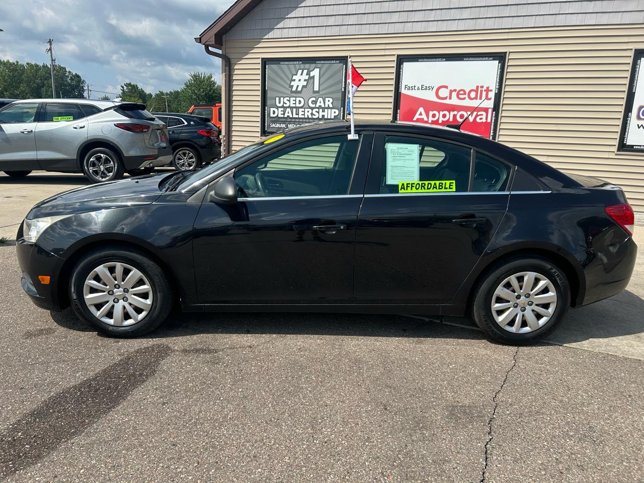 Chevrolet Cruze 4dr Sdn LS 2011