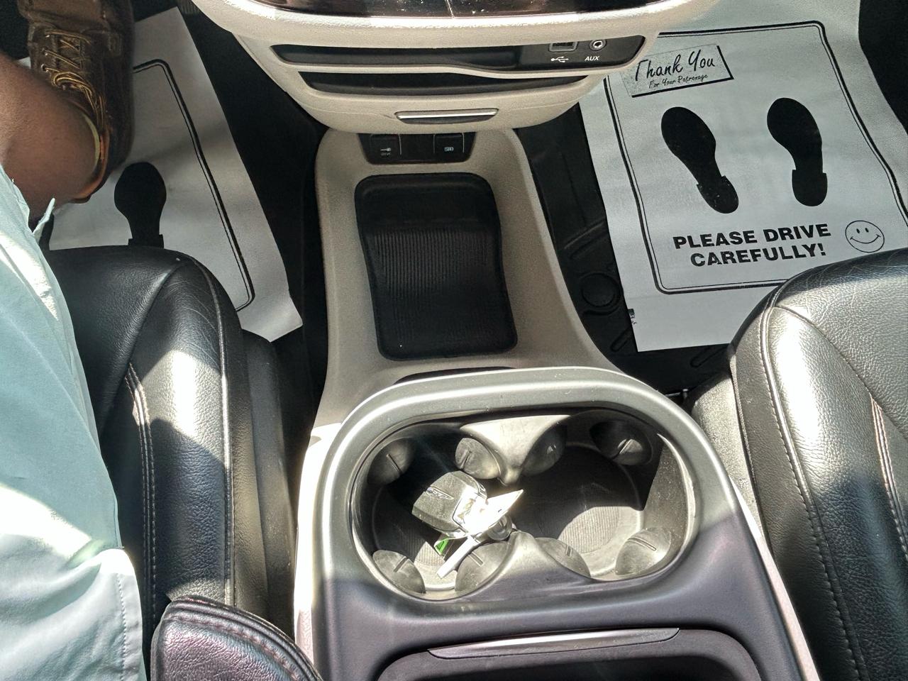 Chrysler Pacifica Touring-L FWD 2017