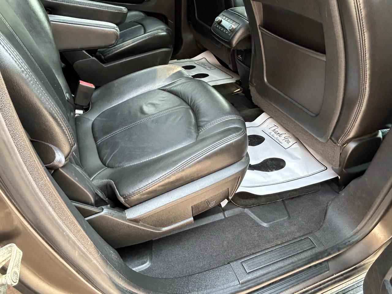 GMC Acadia AWD 4dr SLT2 2012