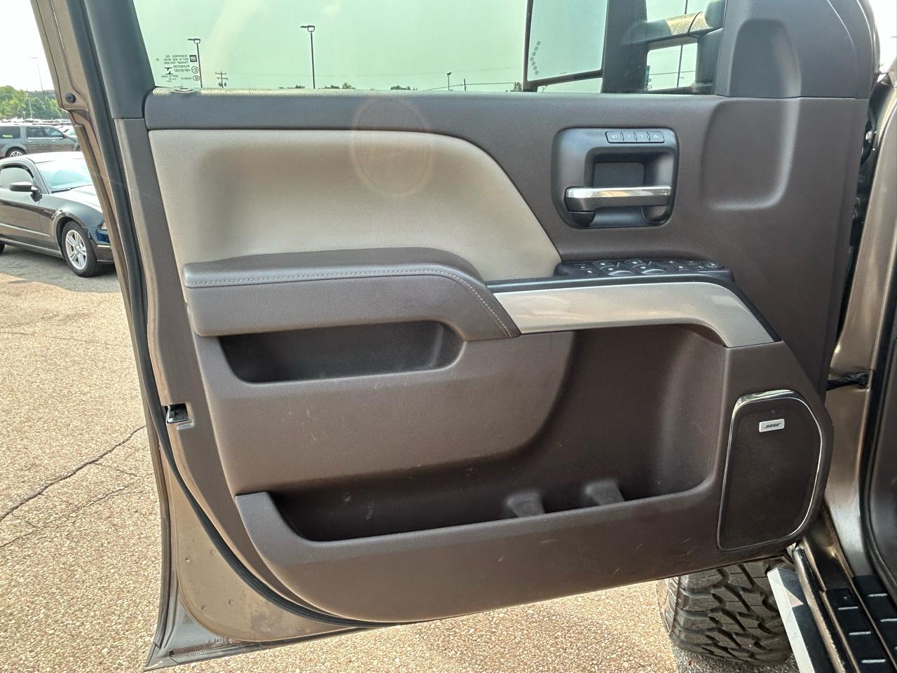 Chevrolet Silverado 2500HD 4WD Crew Cab 153.7" LTZ 2015