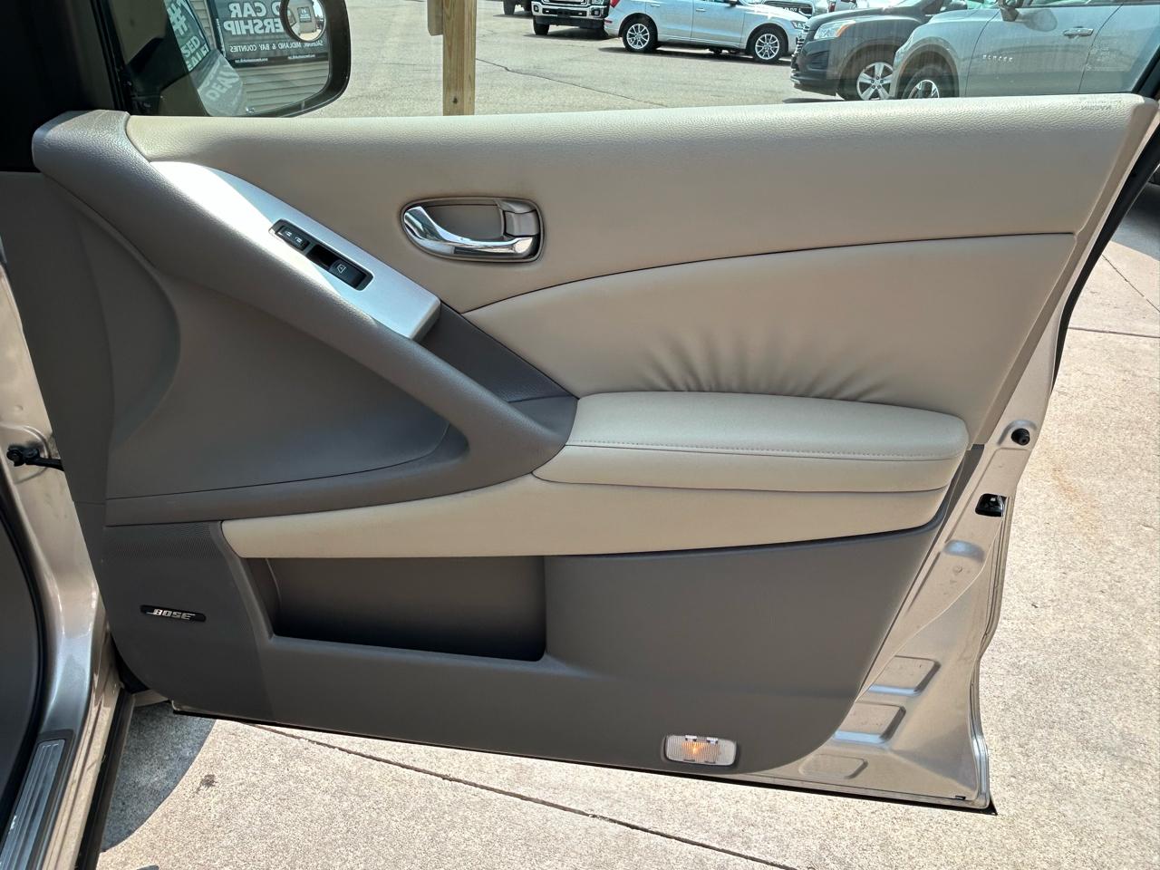 Nissan Murano AWD 4dr SL 2010