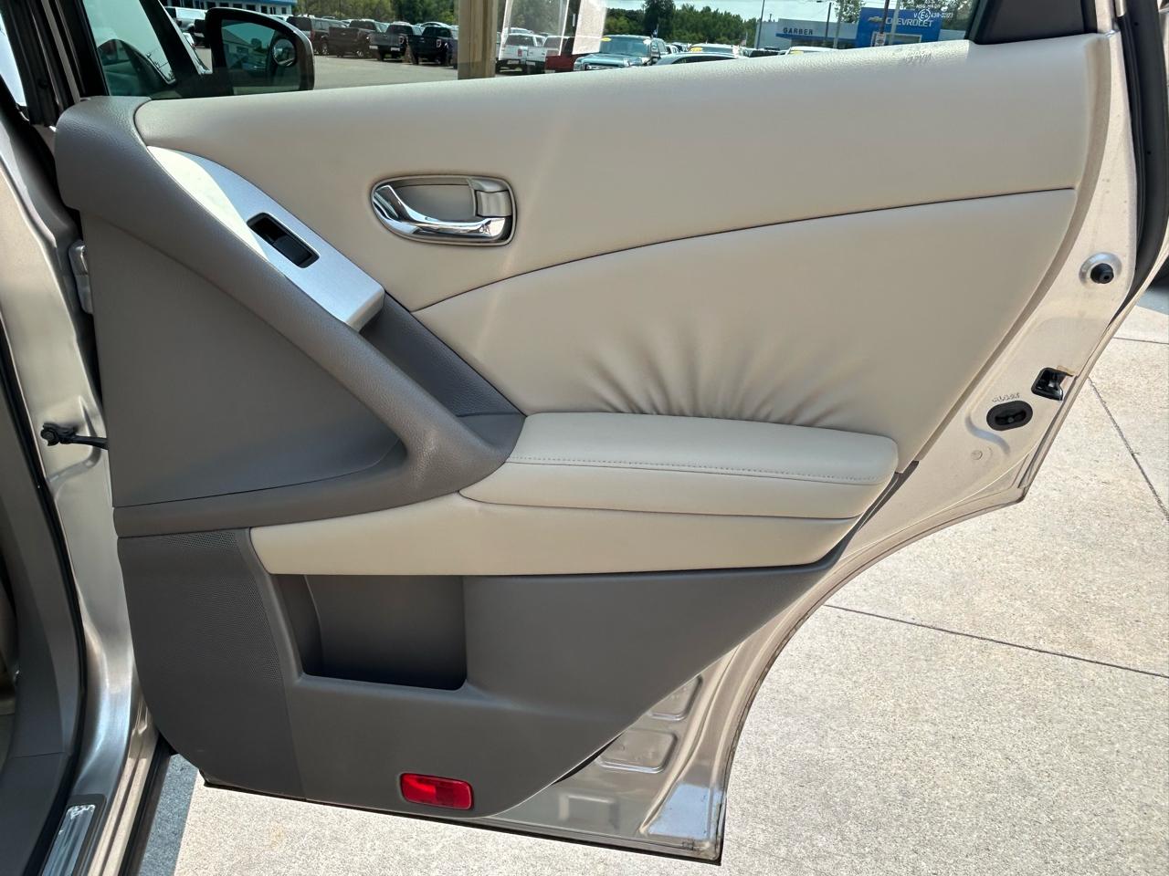 Nissan Murano AWD 4dr SL 2010