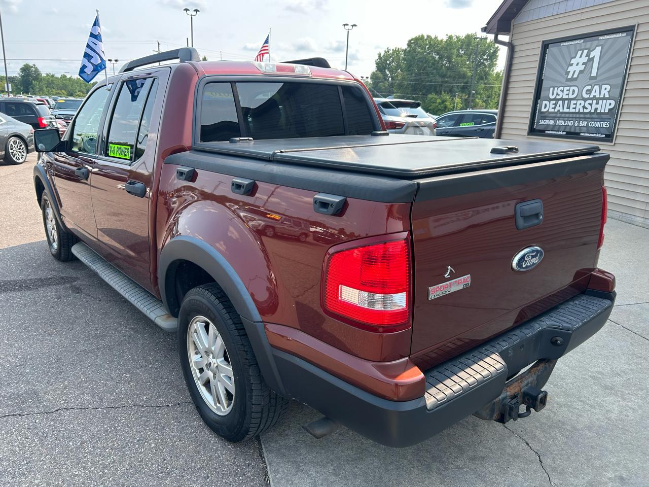 Ford Explorer Sport Trac 4WD 4dr V8 XLT 2010