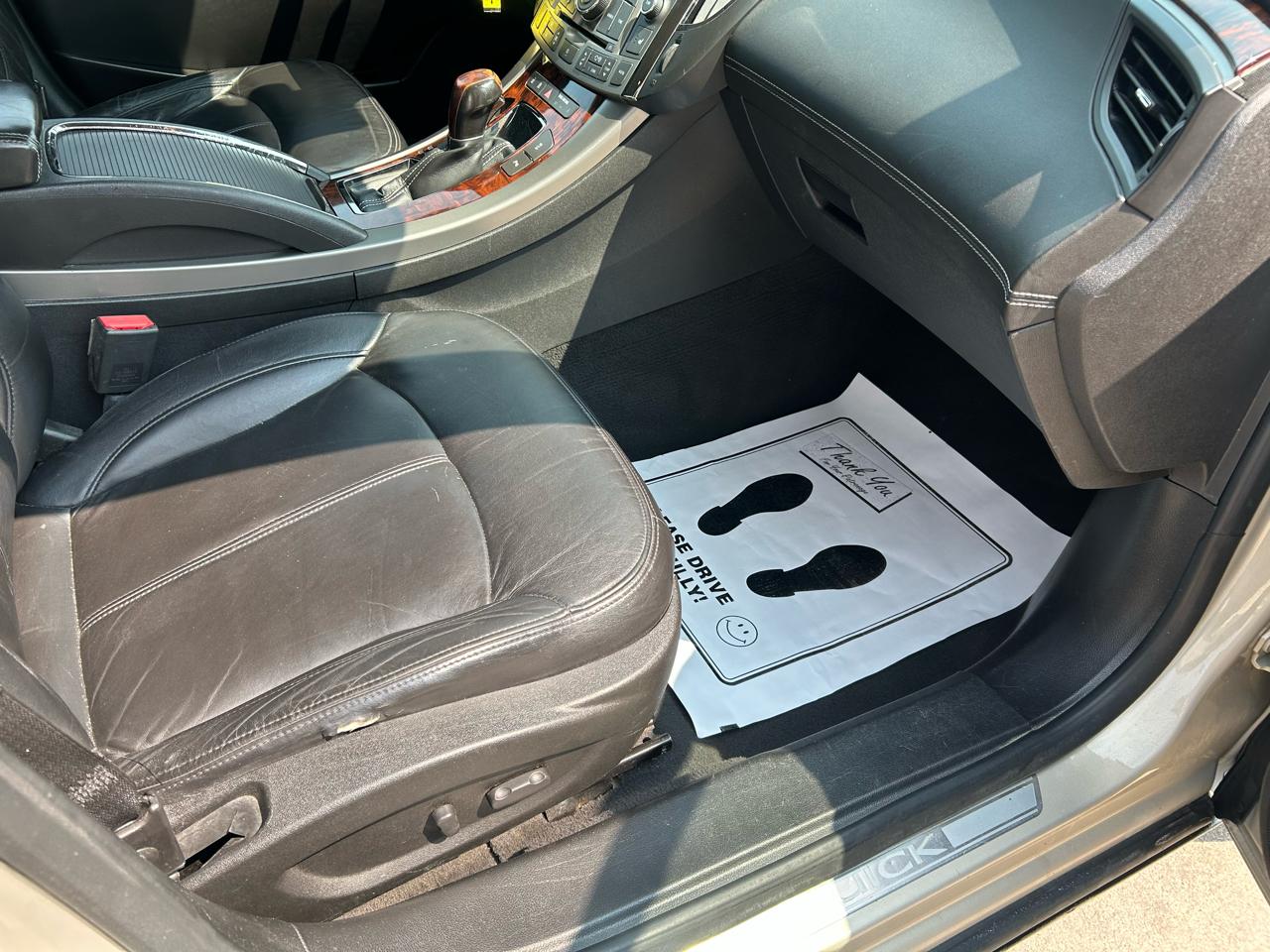 Buick LaCrosse 4dr Sdn Premium 1 FWD 2012
