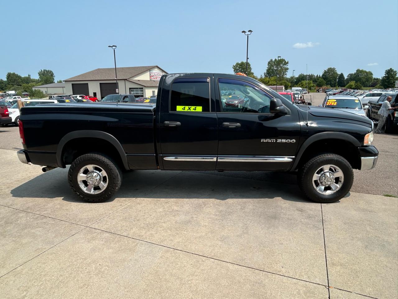 Dodge Ram 2500 4dr Quad Cab 140.5" WB 4WD SLT 2004