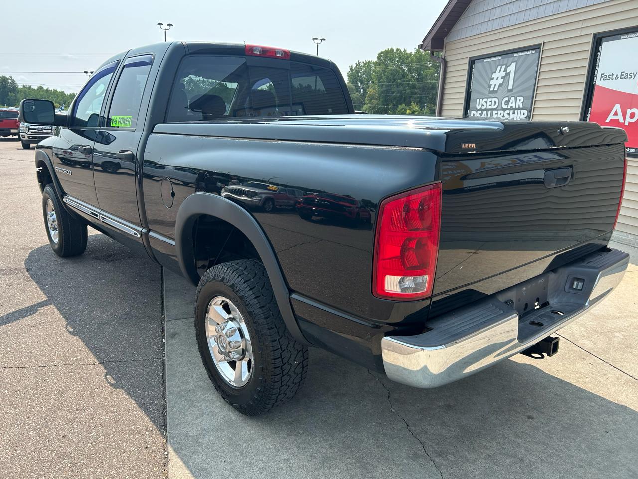 Dodge Ram 2500 4dr Quad Cab 140.5" WB 4WD SLT 2004