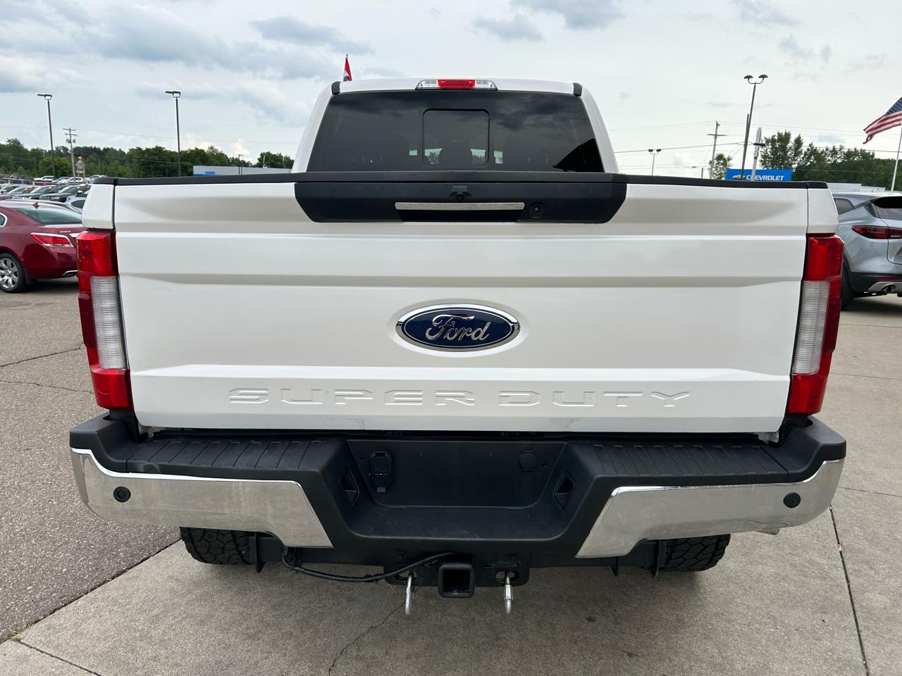 Ford Super Duty F-250 SRW Lariat 4WD Crew Cab 6.75' Box 2019