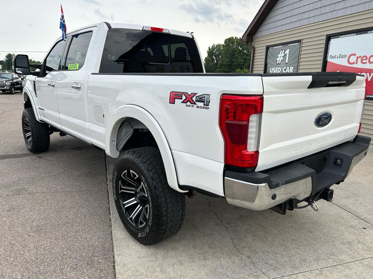 Ford Super Duty F-250 SRW Lariat 4WD Crew Cab 6.75' Box 2019