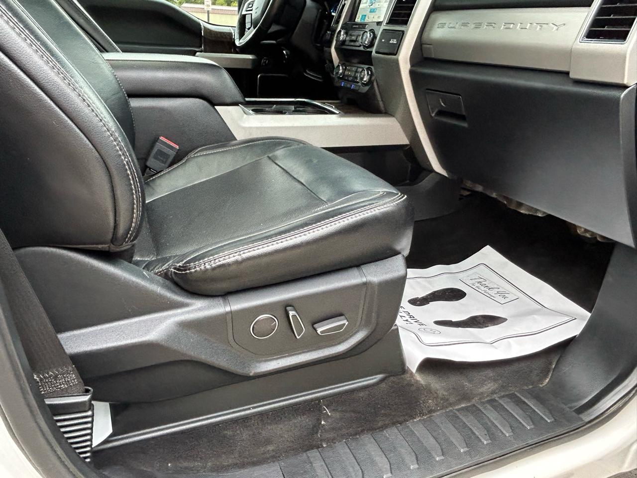 Ford Super Duty F-250 SRW Lariat 4WD Crew Cab 6.75' Box 2019