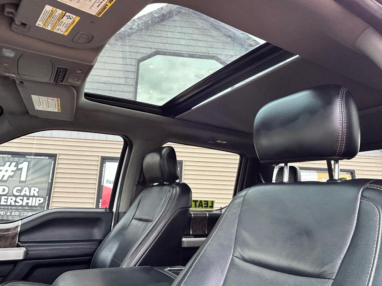 Ford Super Duty F-250 SRW Lariat 4WD Crew Cab 6.75' Box 2019