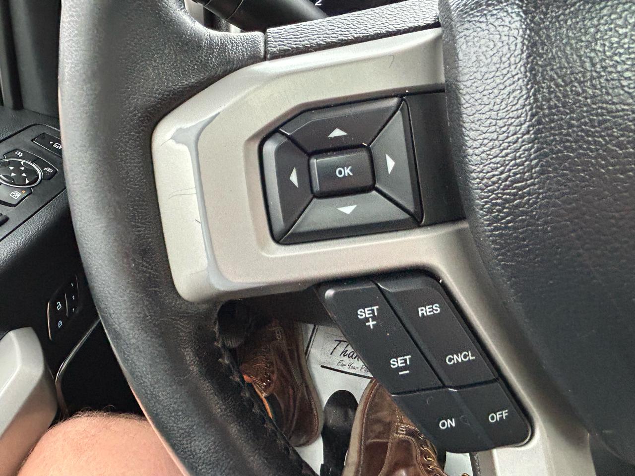 Ford Super Duty F-250 SRW Lariat 4WD Crew Cab 6.75' Box 2019