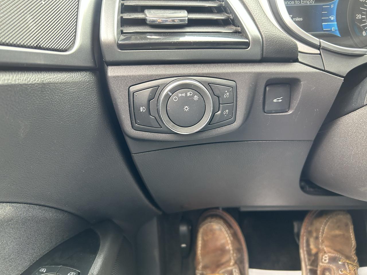 Ford Fusion 4dr Sdn SE AWD 2015