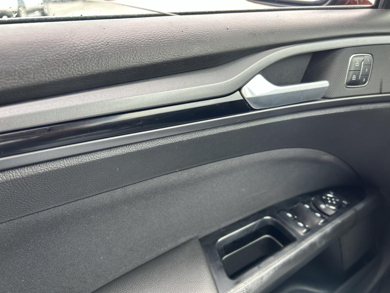 Ford Fusion 4dr Sdn SE AWD 2015