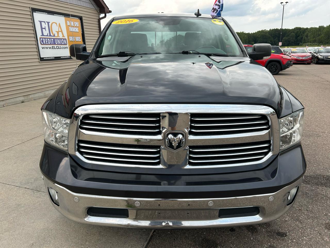 RAM 1500 4WD Crew Cab 140.5" Big Horn 2016