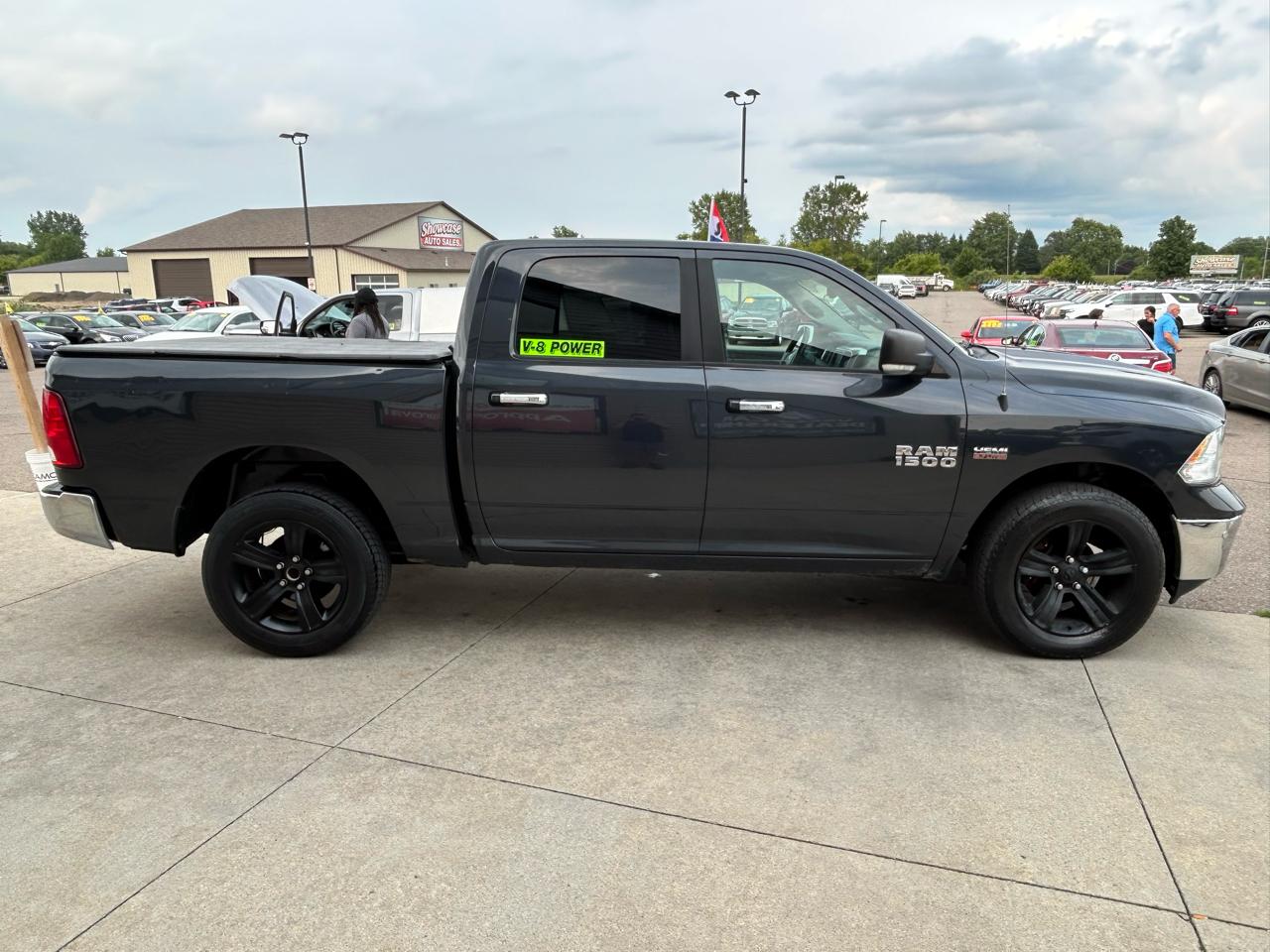 RAM 1500 4WD Crew Cab 140.5" Big Horn 2016