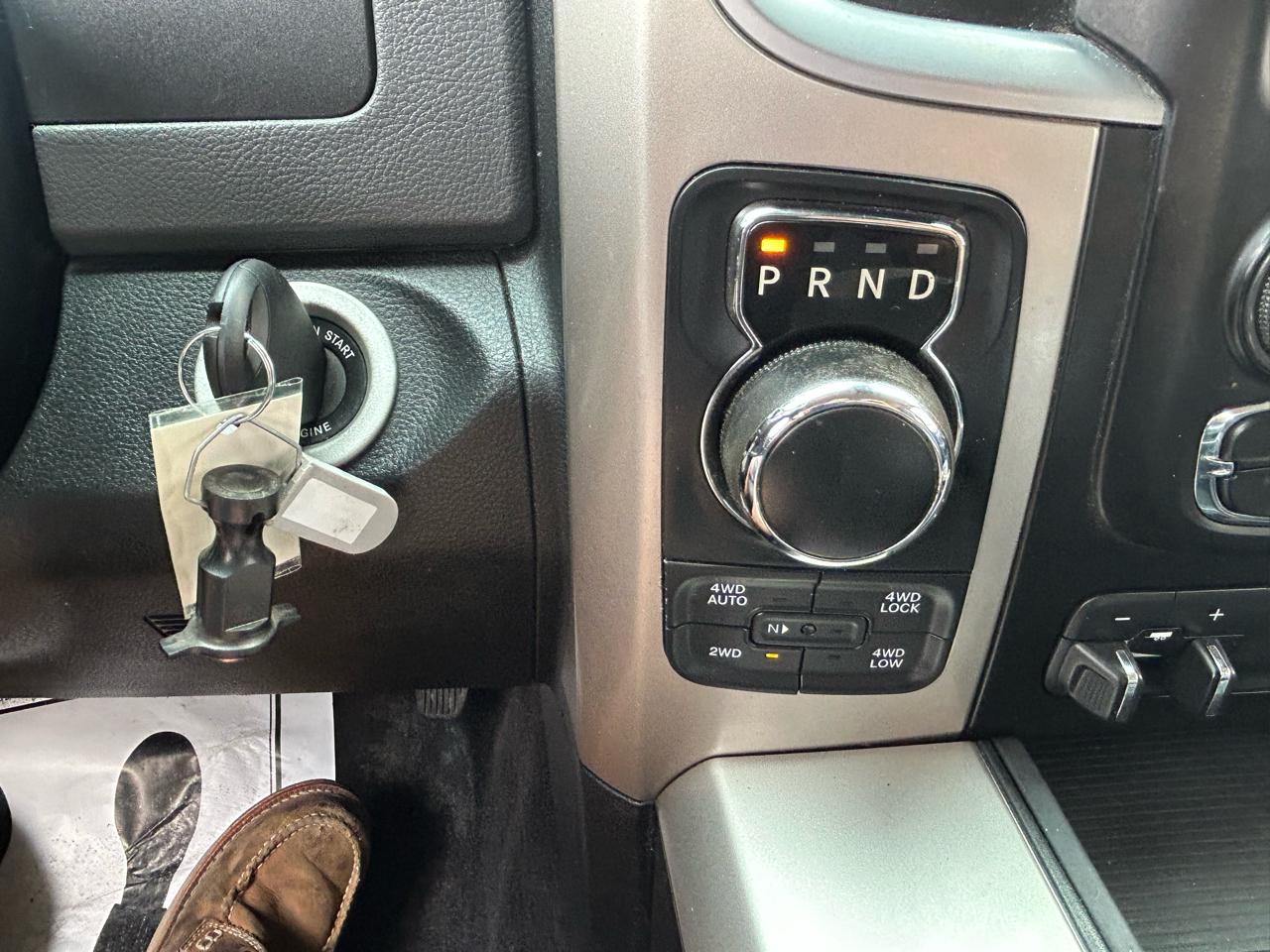 RAM 1500 4WD Crew Cab 140.5" Big Horn 2016