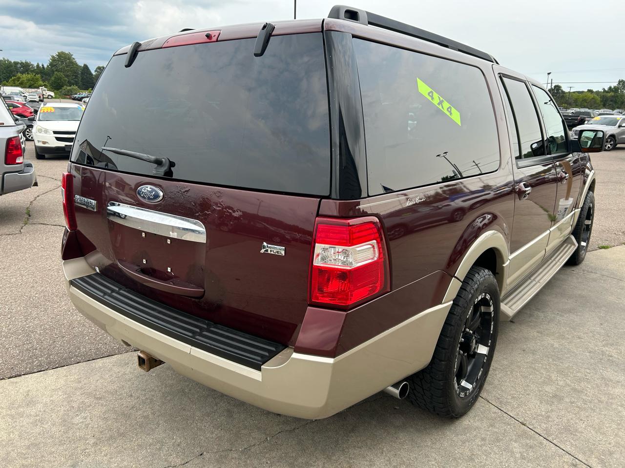 Ford Expedition EL 4WD 4dr Eddie Bauer 2010