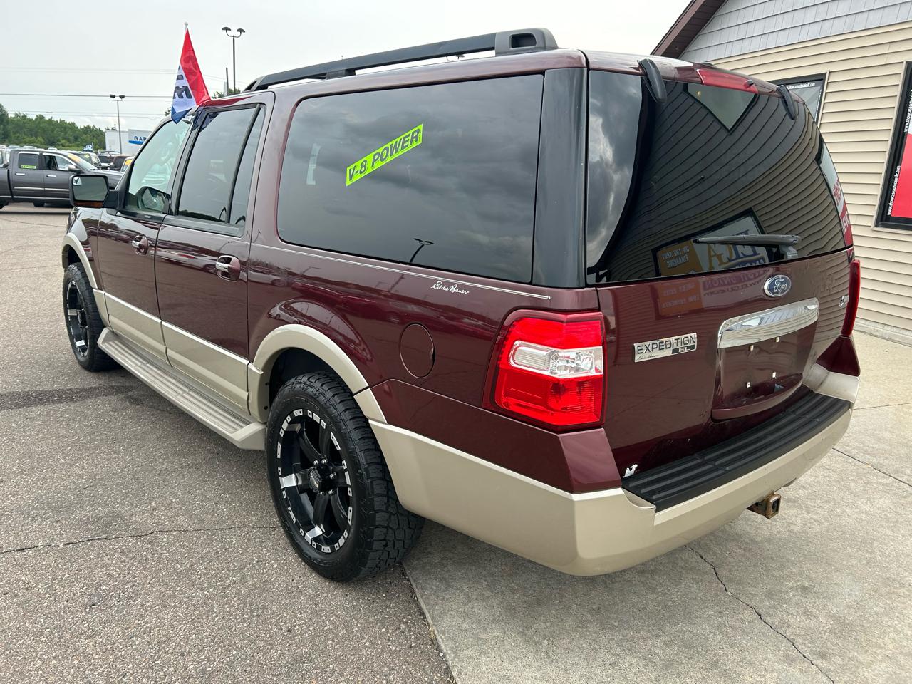 Ford Expedition EL 4WD 4dr Eddie Bauer 2010