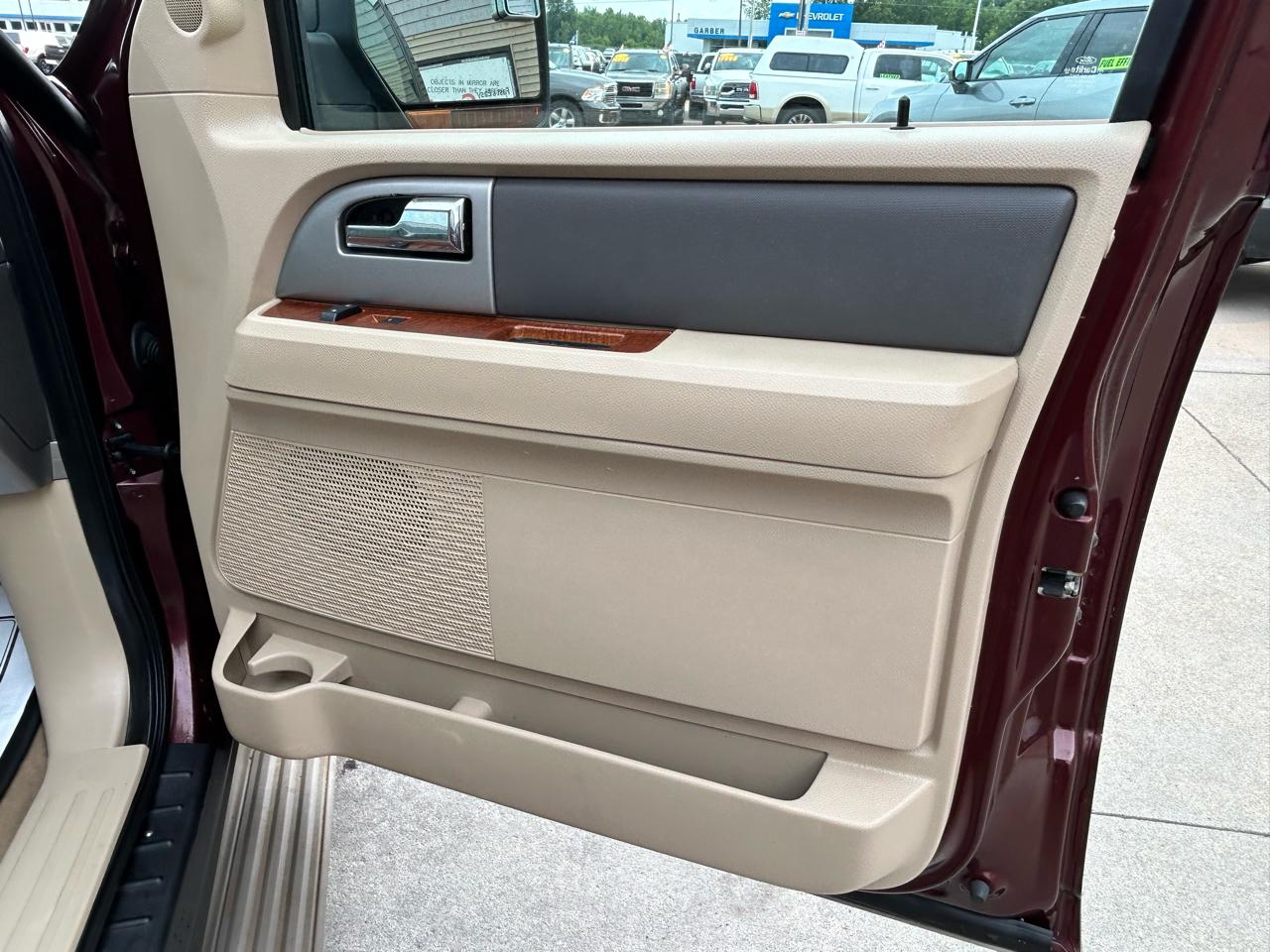 Ford Expedition EL 4WD 4dr Eddie Bauer 2010
