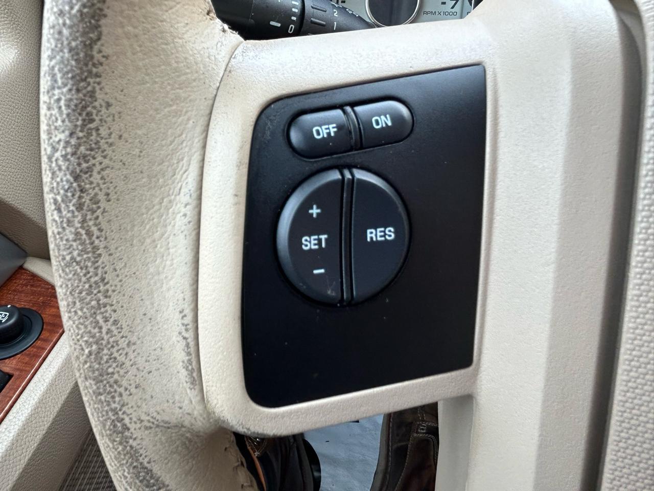 Ford Expedition EL 4WD 4dr Eddie Bauer 2010