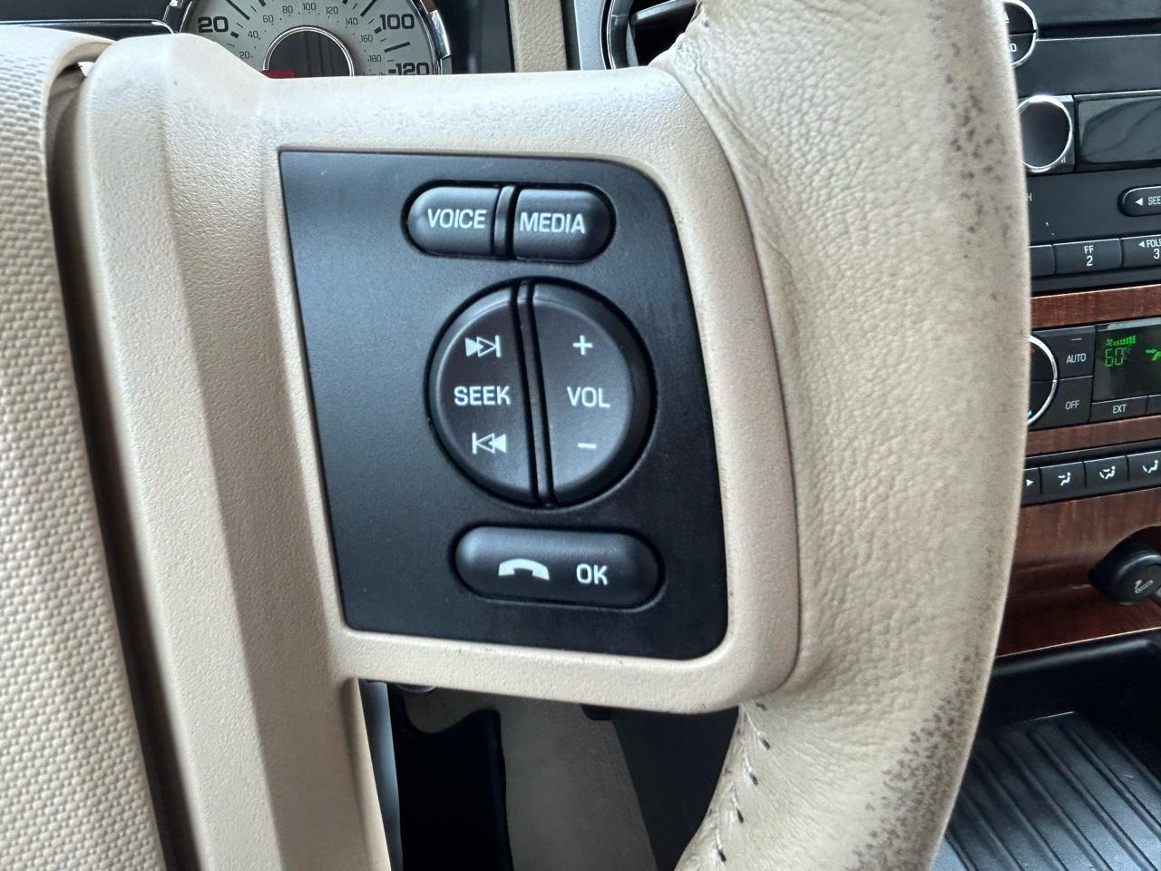 Ford Expedition EL 4WD 4dr Eddie Bauer 2010