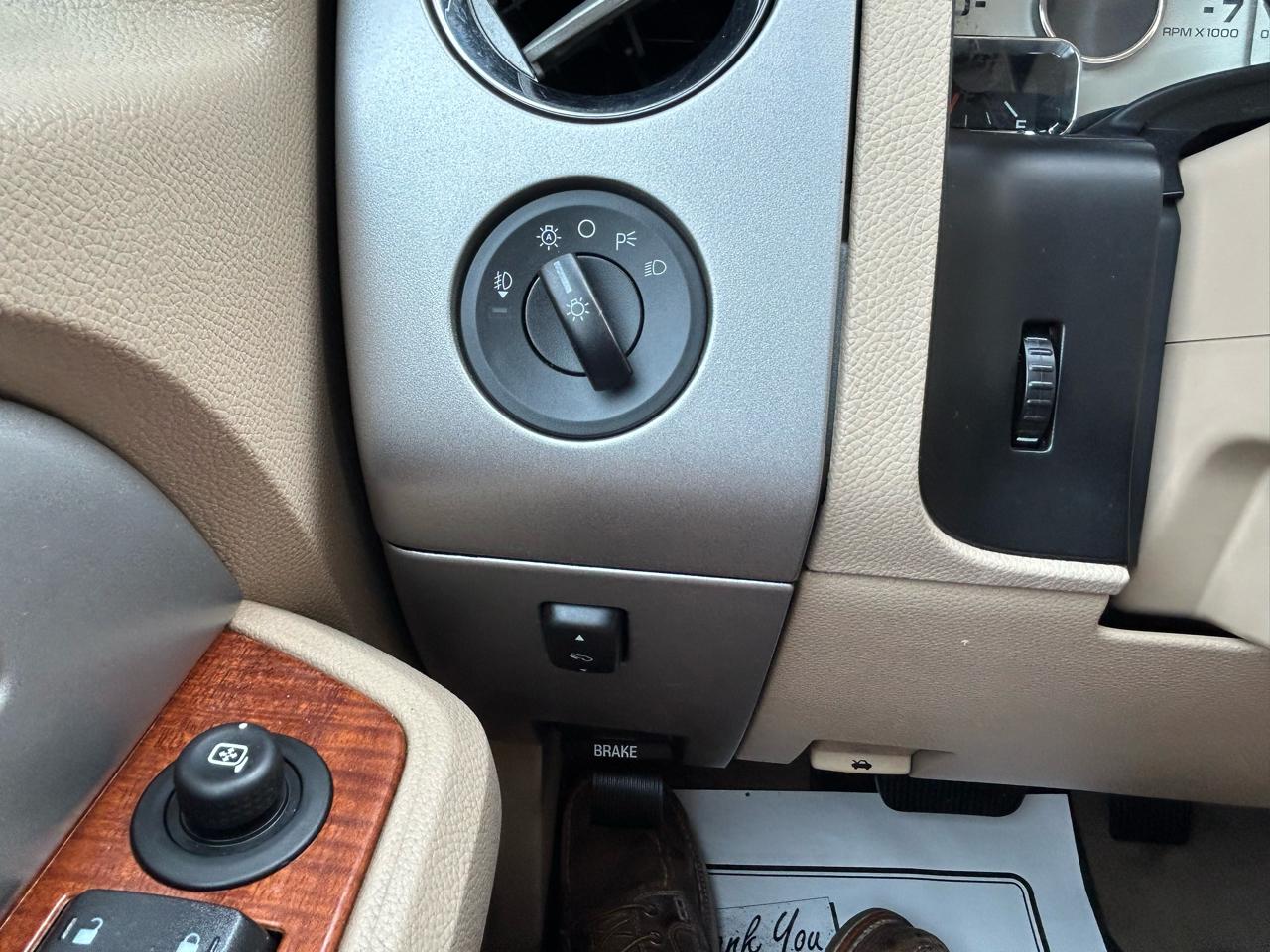 Ford Expedition EL 4WD 4dr Eddie Bauer 2010