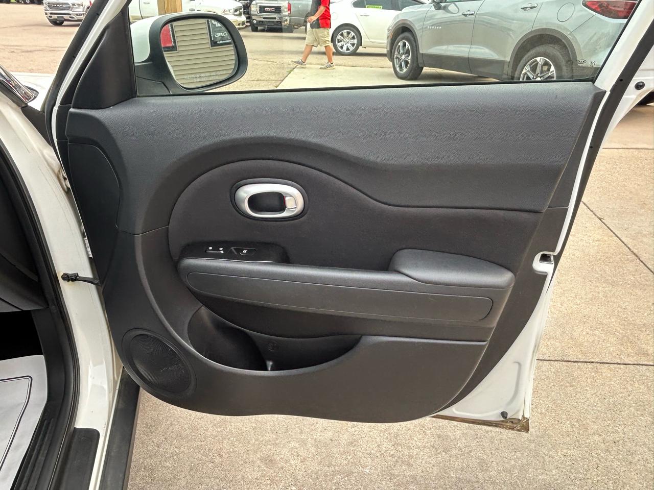 Kia Soul 5dr Wgn Auto Base 2014