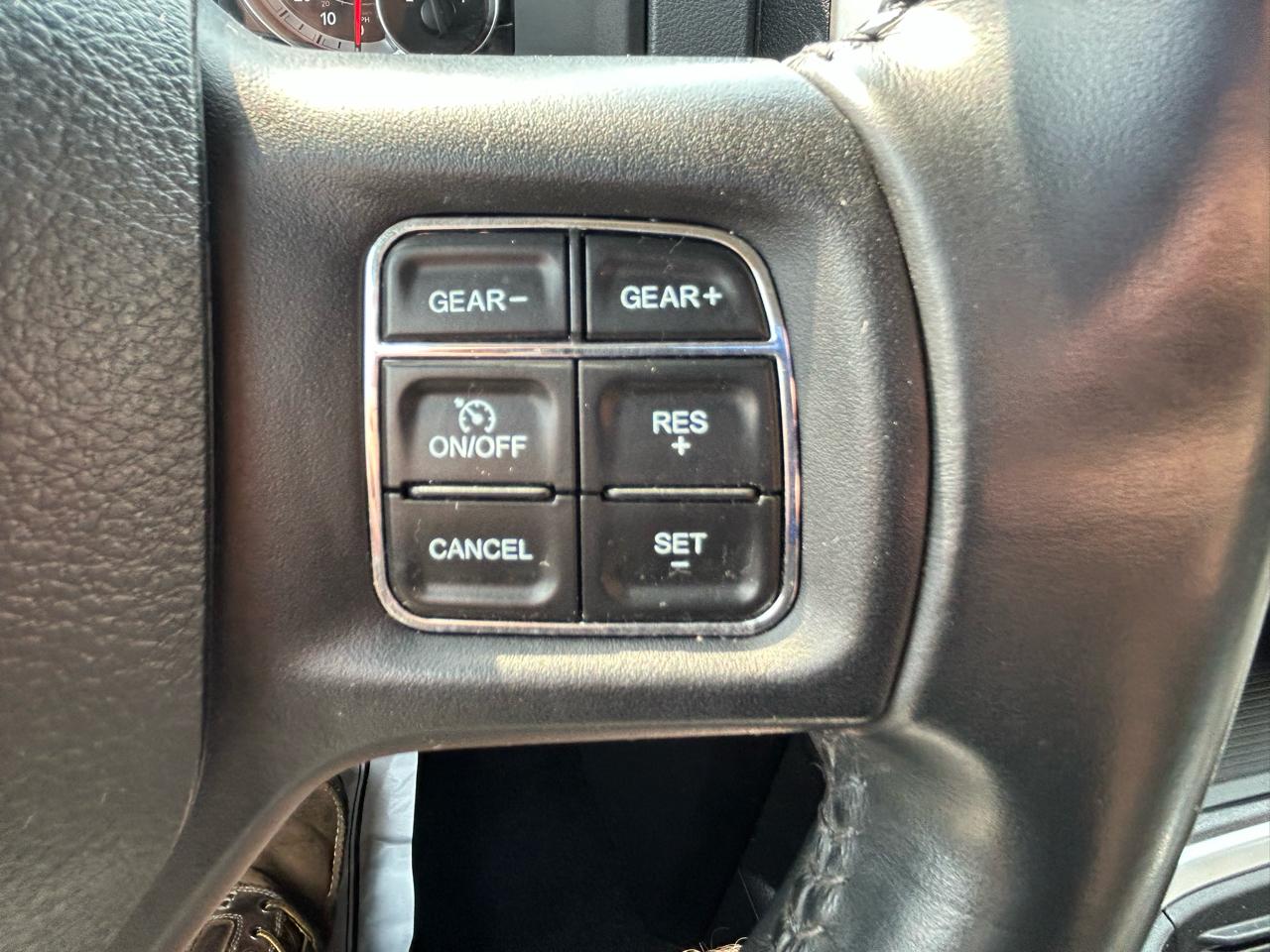 RAM 1500 Big Horn 4x4 Crew Cab 5'7" Box 2018