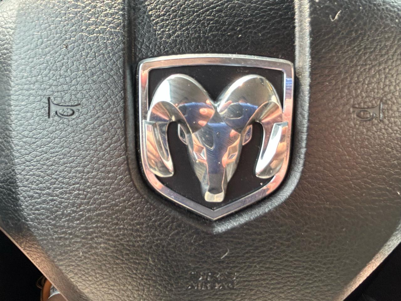 RAM 1500 Big Horn 4x4 Crew Cab 5'7" Box 2018