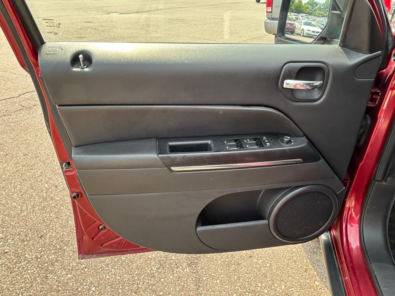Jeep Patriot 4WD 4dr Latitude 2013