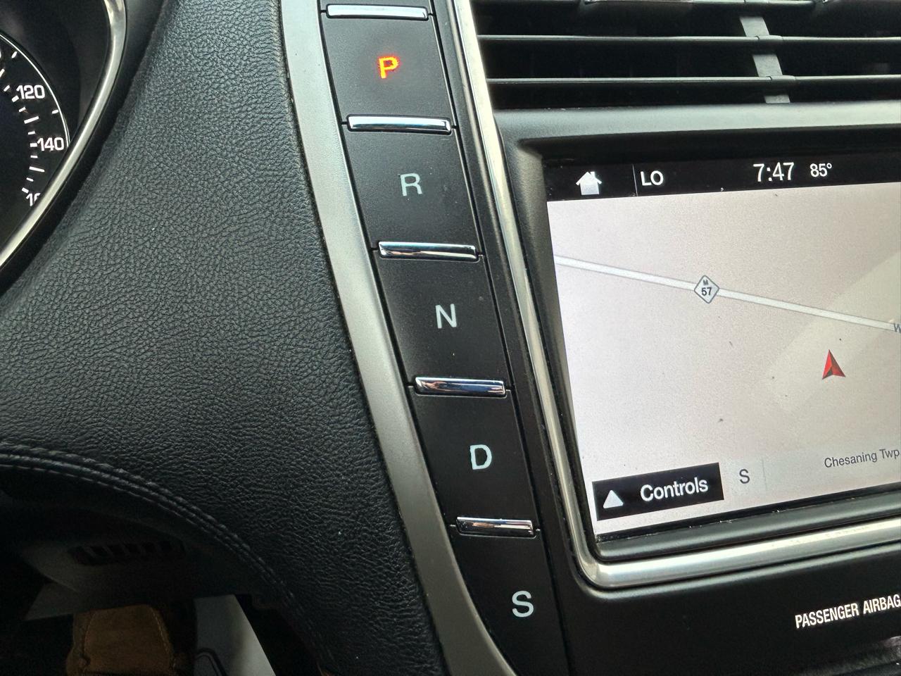 Lincoln MKX AWD 4dr Reserve 2016