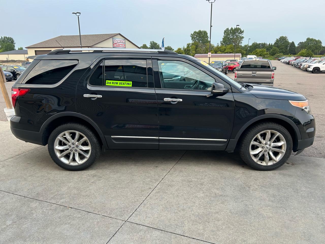 Ford Explorer 4WD 4dr XLT 2013