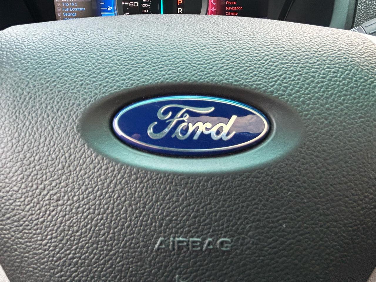 Ford Explorer 4WD 4dr XLT 2013