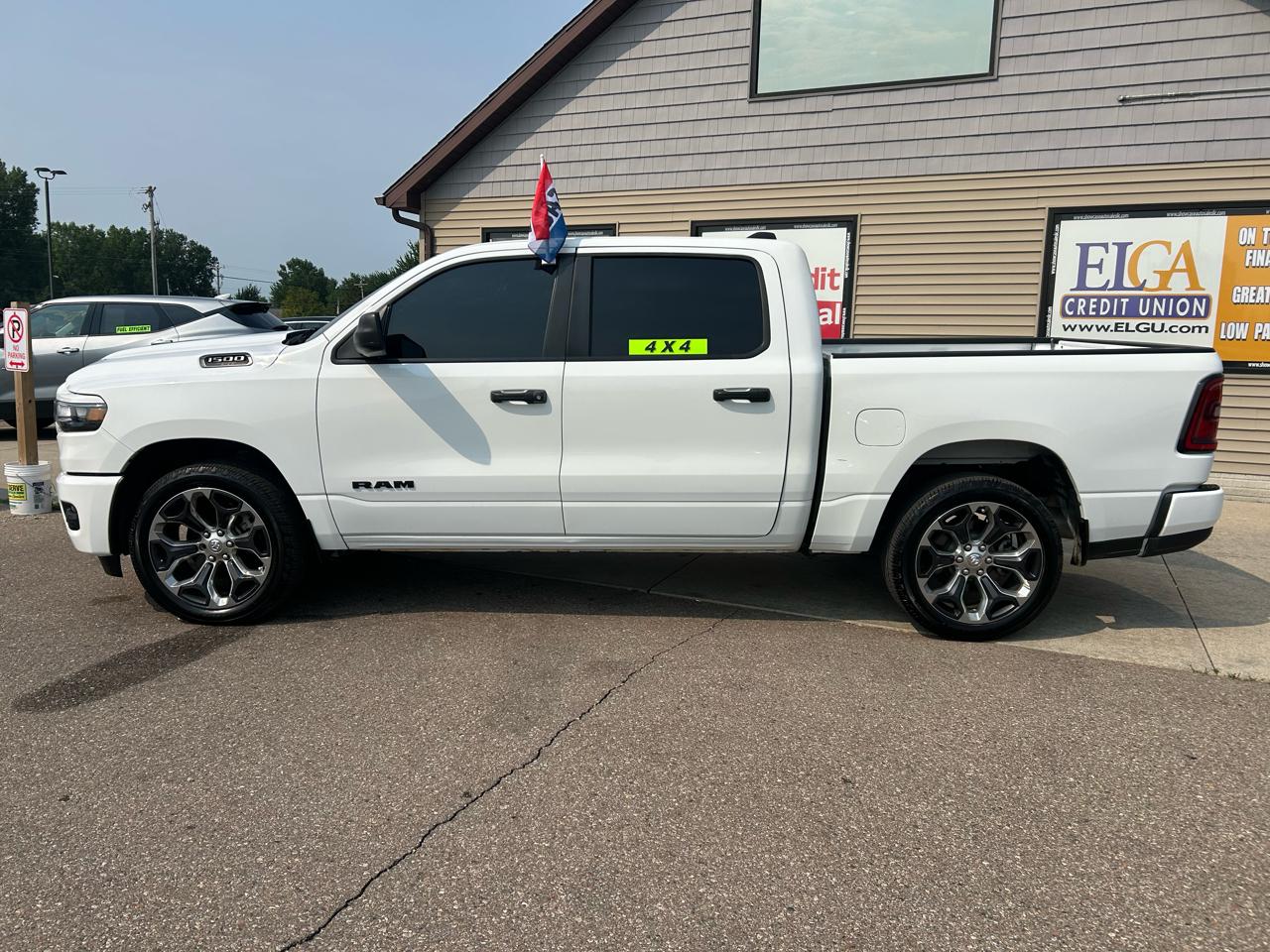 RAM 1500 Tradesman 4x4 Crew Cab 5'7" Box 2025