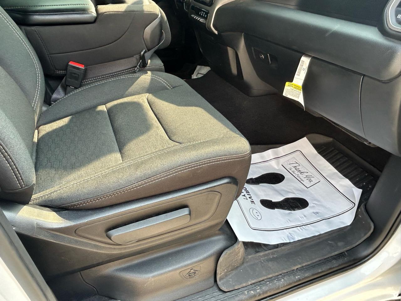 RAM 1500 Tradesman 4x4 Crew Cab 5'7" Box 2025